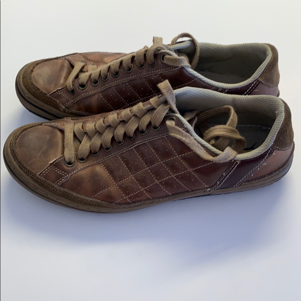 ❤️Leather Billabong Lace Up Oxfords